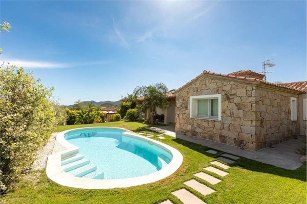 casa indipendente in affitto a Villasimius