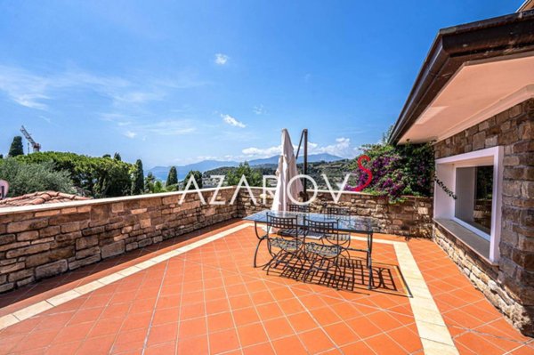 casa indipendente in affitto a Bordighera