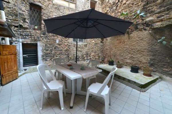 appartamento in affitto a Bordighera in zona Borghetto San Nicolò