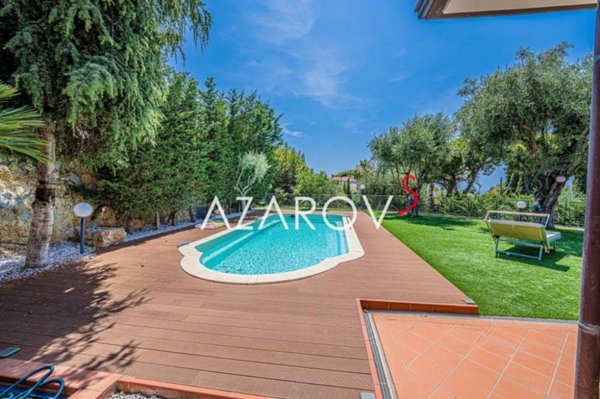 casa indipendente in affitto a Bordighera