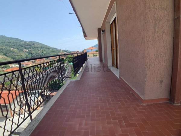 appartamento in affitto a Camporosso