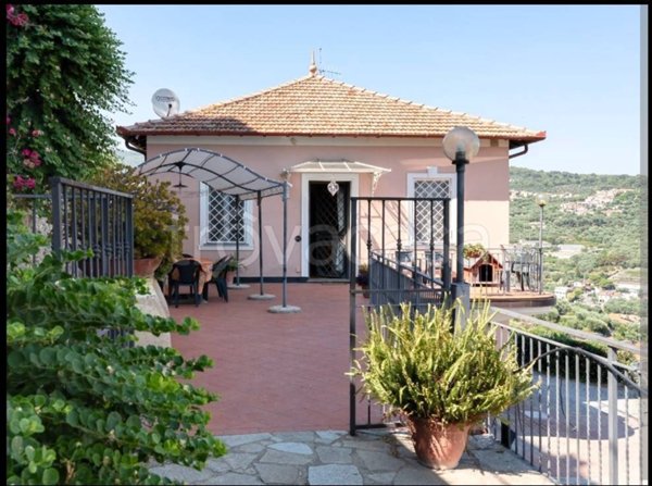 appartamento in affitto a Diano Castello