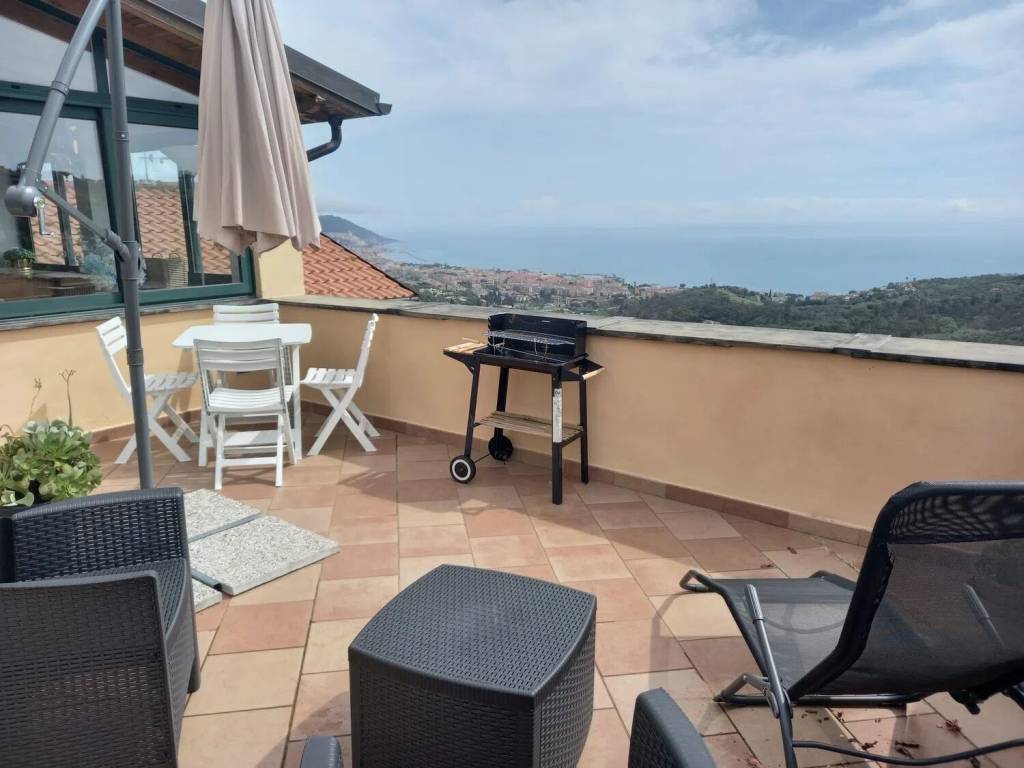 casa indipendente in affitto a Diano Marina in zona Gorleri