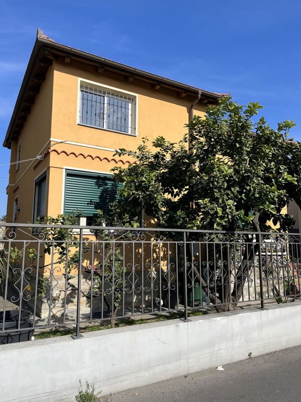 appartamento in affitto a Diano Marina