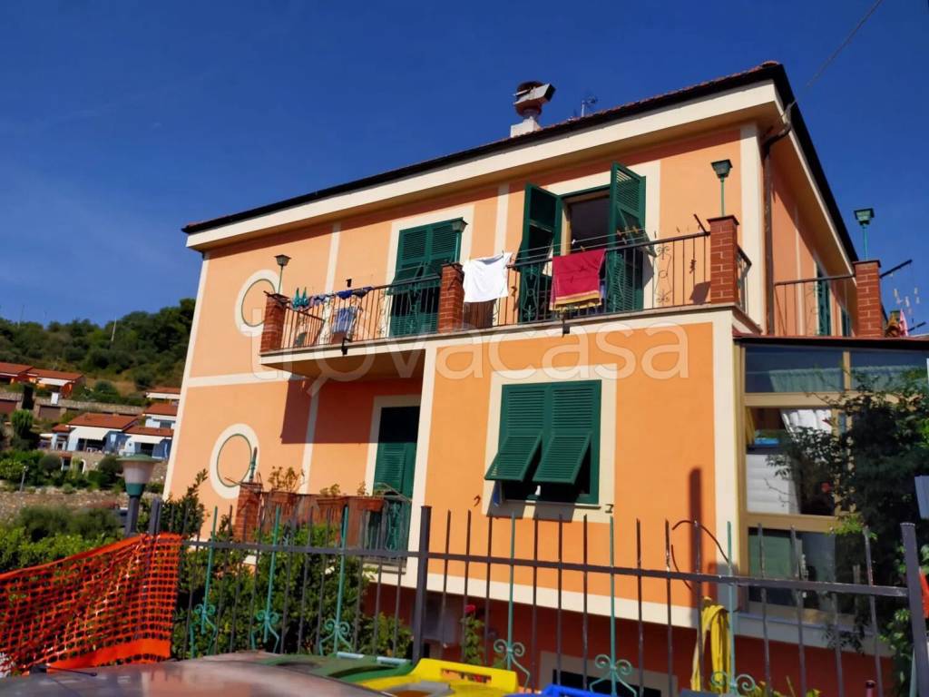 negozio in affitto a Diano Marina