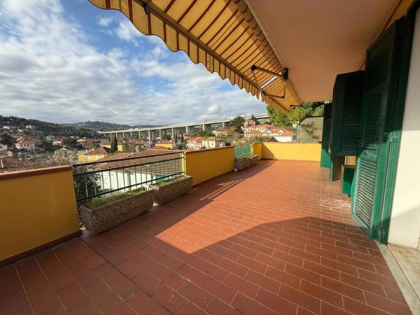 appartamento in affitto ad Imperia in zona Porto Maurizio