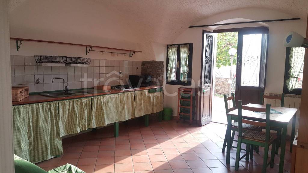appartamento in affitto ad Imperia in zona Porto Maurizio
