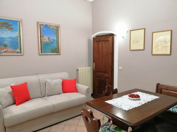 appartamento in affitto ad Imperia in zona Oneglia