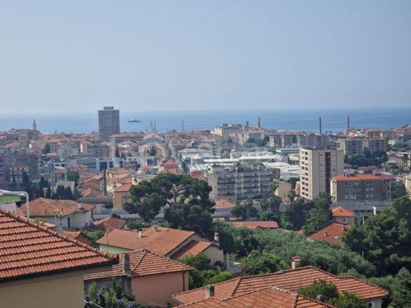 appartamento in affitto ad Imperia