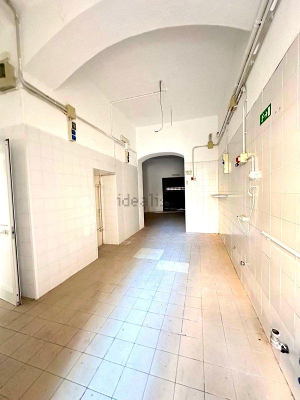 negozio in affitto ad Imperia in zona Oneglia