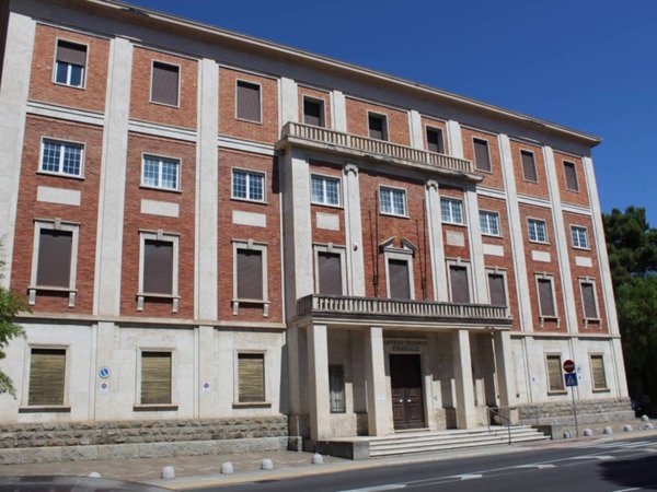 negozio in affitto ad Imperia in zona Porto Maurizio