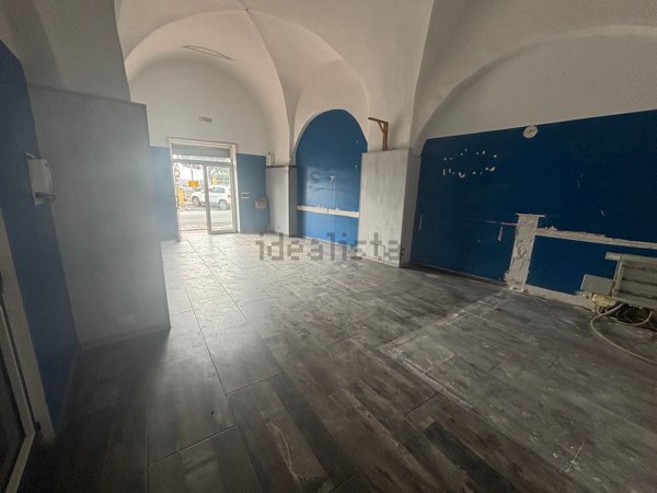 locale commerciale in affitto ad Imperia in zona Porto Maurizio