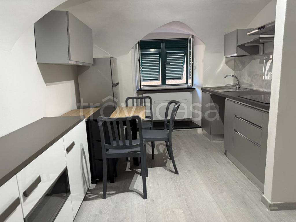 appartamento in affitto ad Imperia in zona Oneglia