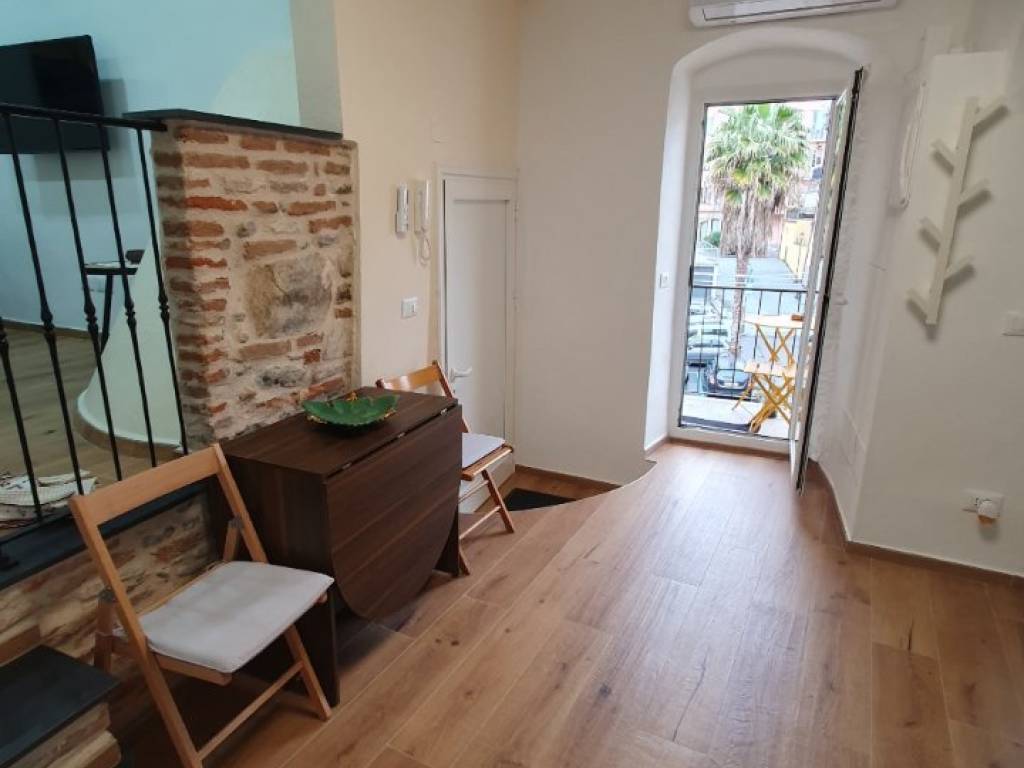 appartamento in affitto ad Imperia in zona Oneglia