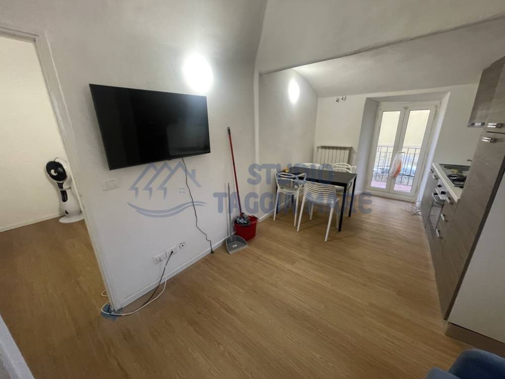 appartamento in affitto ad Imperia in zona Oneglia
