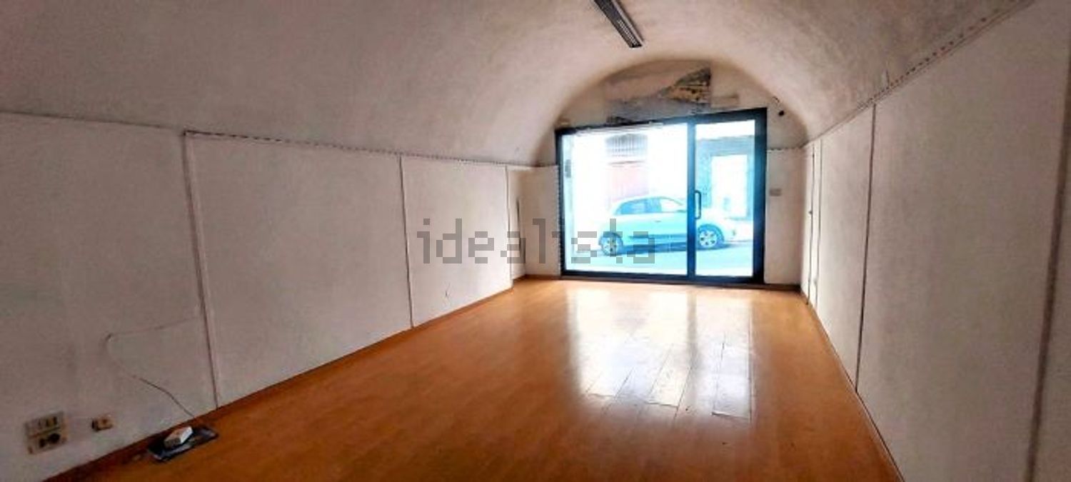 negozio in affitto ad Imperia in zona Porto Maurizio