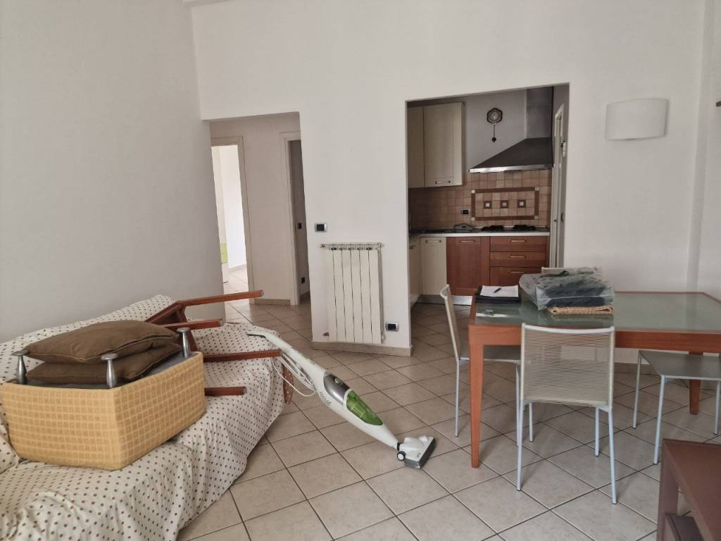 appartamento in affitto ad Imperia in zona Oneglia