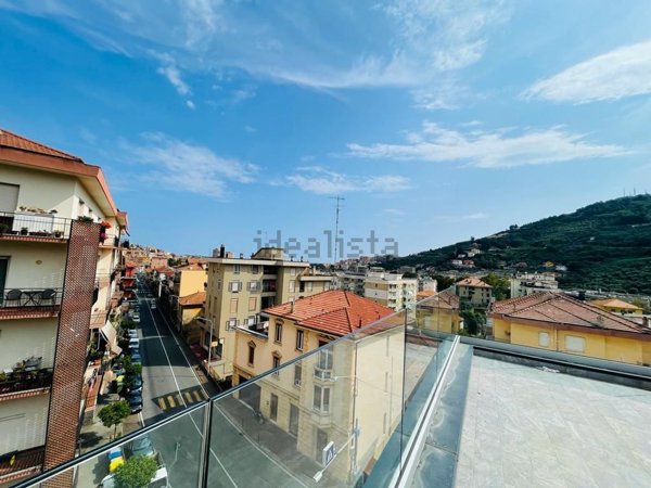 appartamento in affitto ad Imperia