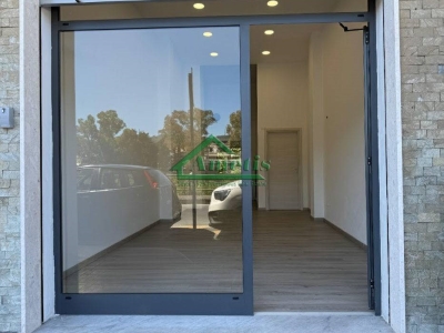 locale commerciale in affitto ad Imperia in zona Oneglia
