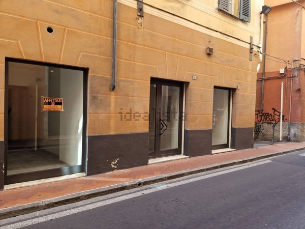 ufficio in affitto ad Imperia in zona Oneglia