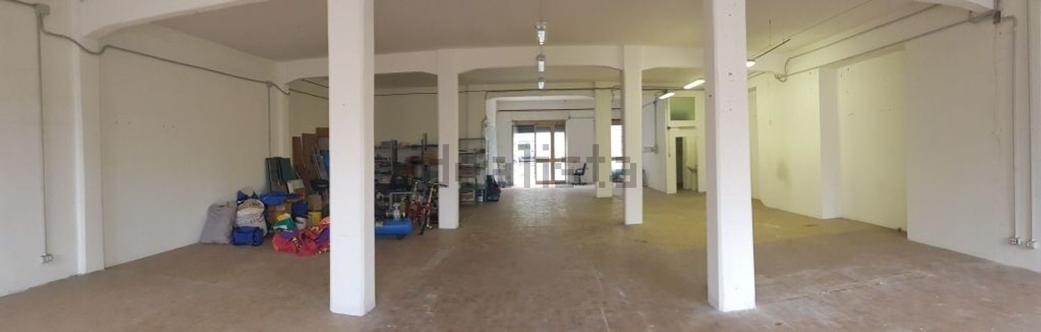 locale commerciale in affitto ad Imperia in zona Porto Maurizio