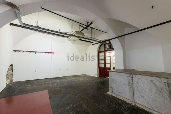 locale commerciale in affitto ad Imperia