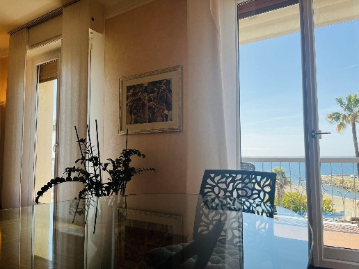 appartamento in affitto ad Imperia in zona Oneglia