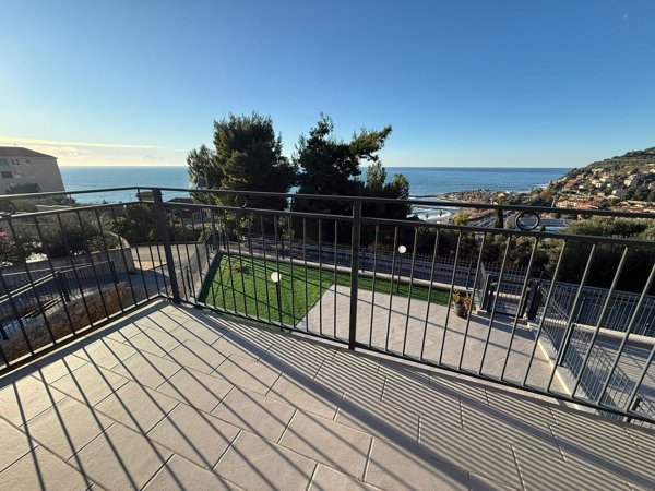 appartamento in affitto ad Imperia