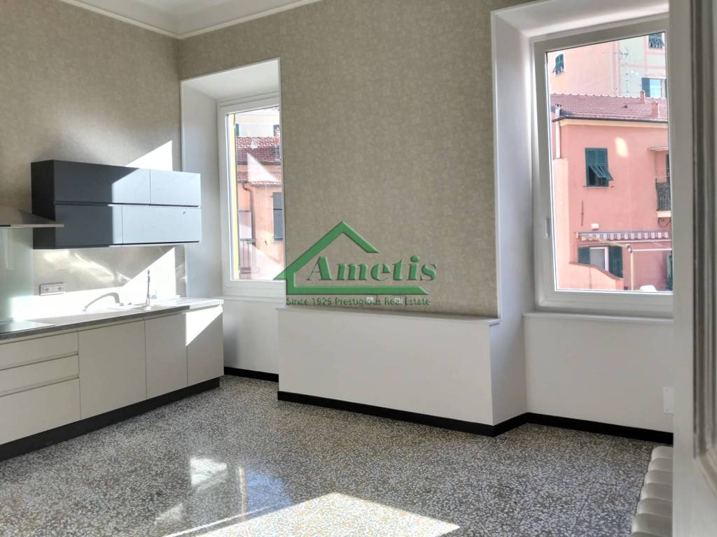 appartamento in affitto ad Imperia in zona Porto Maurizio