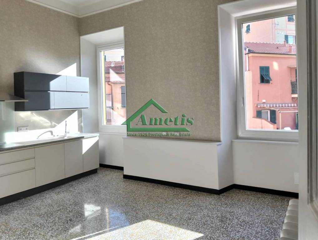 appartamento in affitto ad Imperia in zona Porto Maurizio