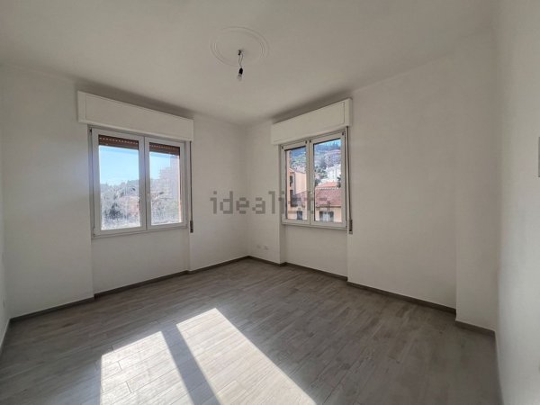 appartamento in affitto ad Imperia in zona Oneglia