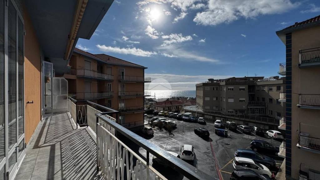 appartamento in affitto ad Imperia in zona Porto Maurizio
