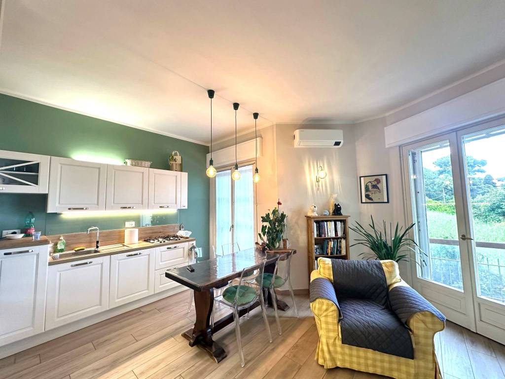 appartamento in affitto ad Imperia in zona Porto Maurizio