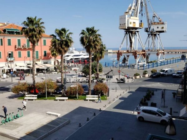 appartamento in affitto ad Imperia in zona Oneglia