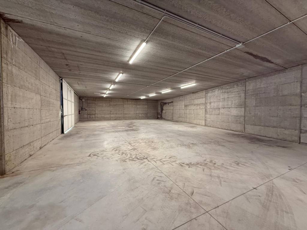 locale di sgombero in affitto ad Imperia in zona Porto Maurizio