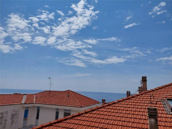 appartamento in affitto ad Ospedaletti