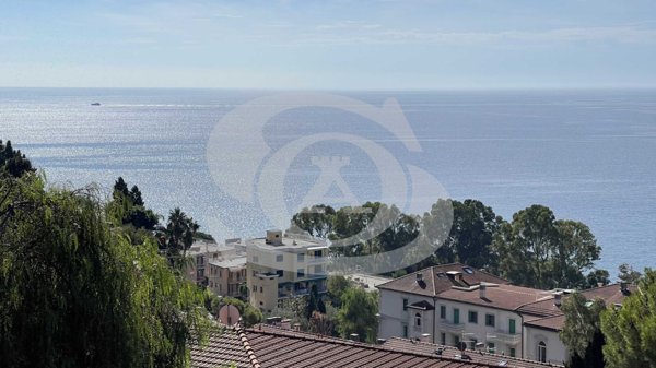 appartamento in affitto ad Ospedaletti