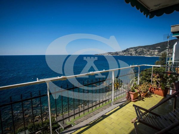 appartamento in affitto ad Ospedaletti