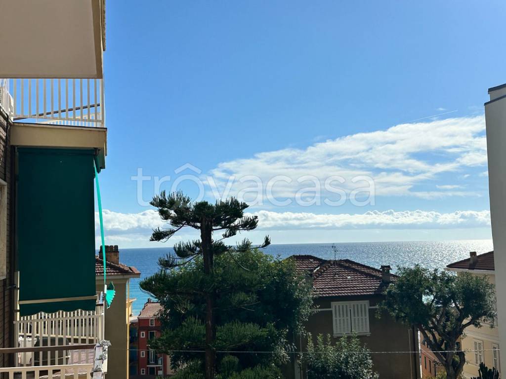 appartamento in affitto ad Ospedaletti