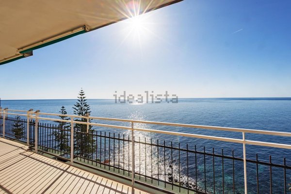 appartamento in affitto ad Ospedaletti