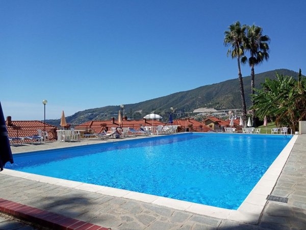 appartamento in affitto ad Ospedaletti