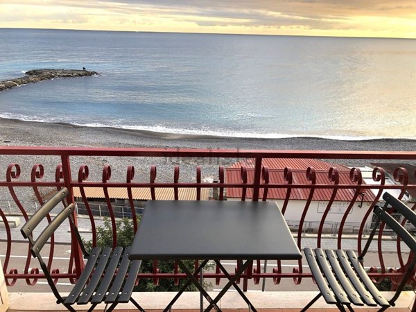 appartamento in affitto ad Ospedaletti