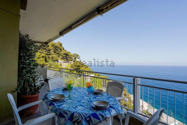 appartamento in affitto ad Ospedaletti