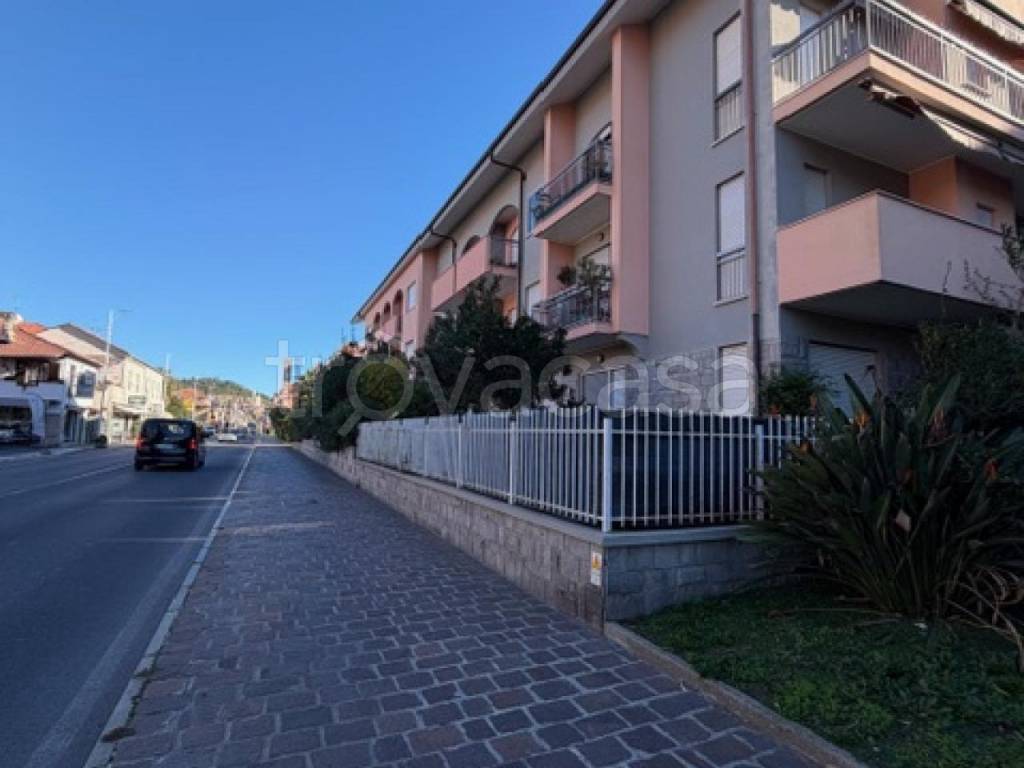 appartamento in affitto a San Bartolomeo al Mare