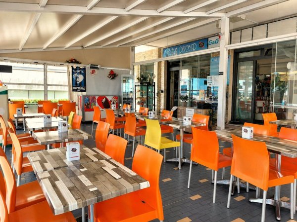 negozio in affitto a San Bartolomeo al Mare