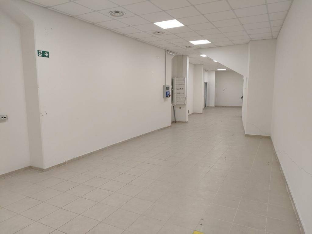 locale di sgombero in affitto a Sanremo in zona Poggio