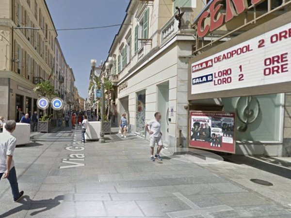 negozio in affitto a Sanremo