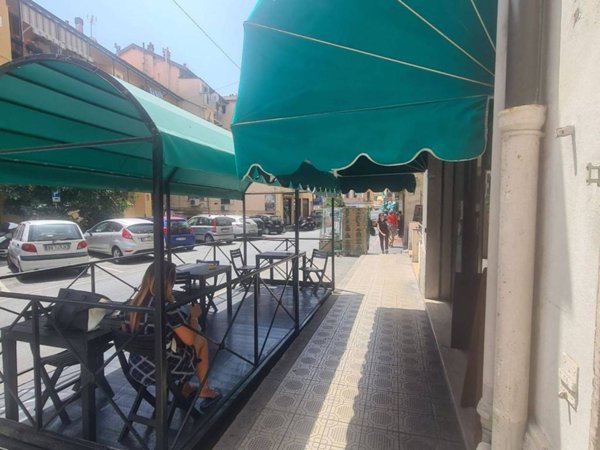 negozio in affitto a Sanremo