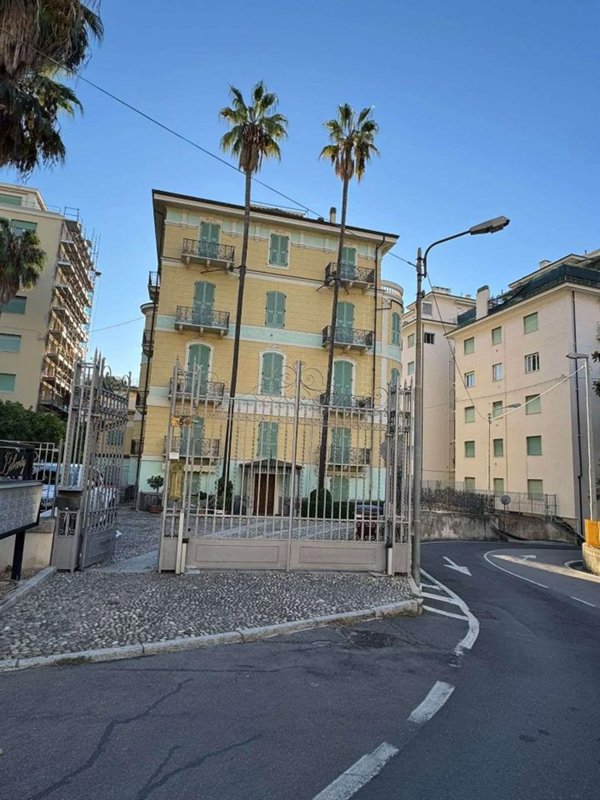 appartamento in affitto a Sanremo