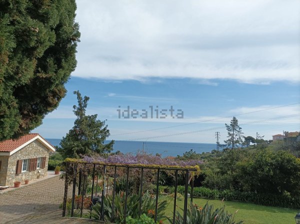 appartamento in affitto a Sanremo in zona Poggio